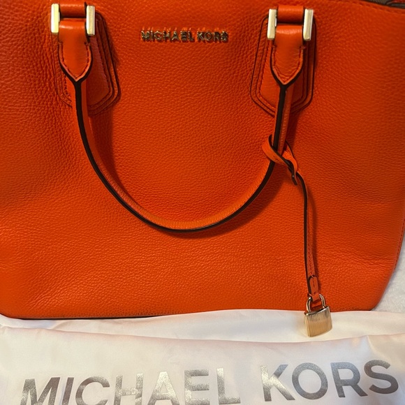 New Micheal Kors bag never used - Picture 2 of 4